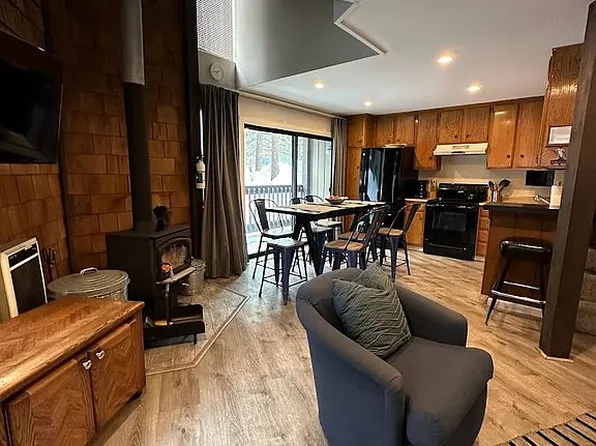 286 Old Mammoth Rd APT 35, Mammoth Lakes, CA 93546