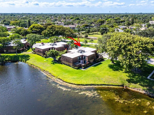 2809 28th Lane, Greenacres, FL 33463