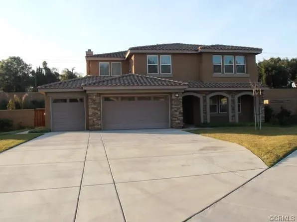 874 Ringdahl Cir, Corona, CA 92879