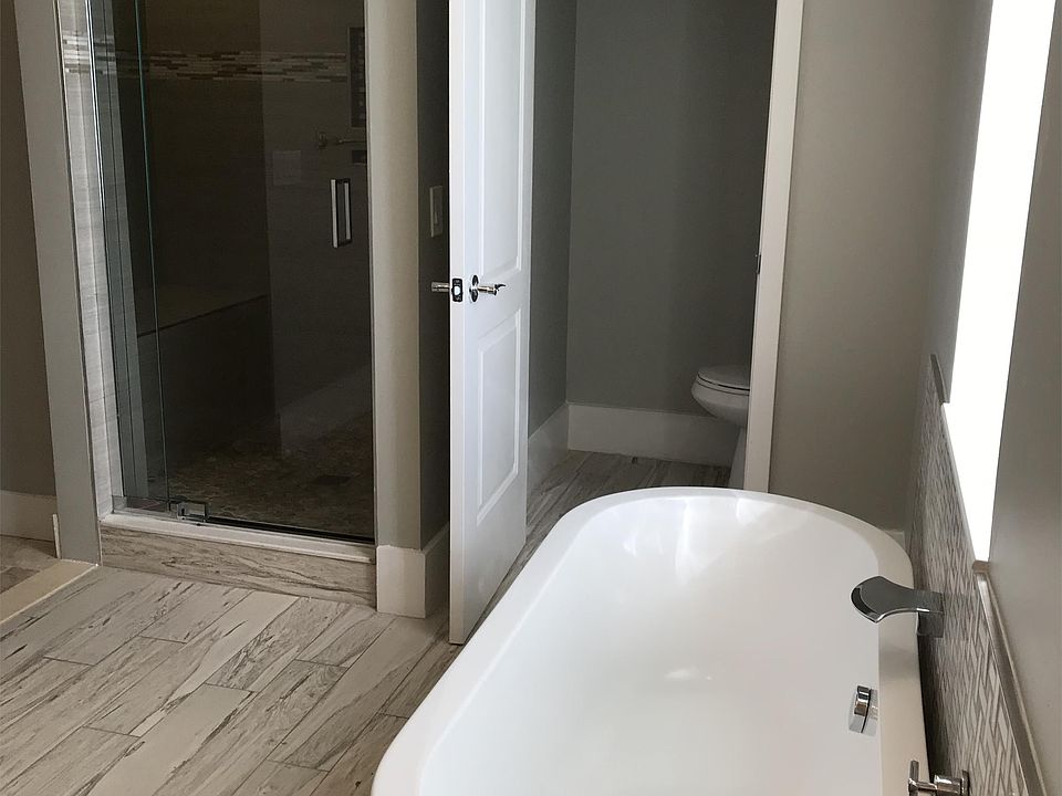 1st image of 4548 Woodlot Ct