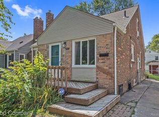 947 Columbia Rd, Berkley, MI 48072