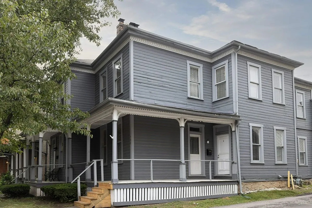 Building Photo - Summit St 788-790 MLR