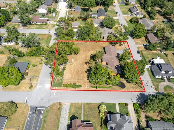 716 Jefferson St, Bentonville, AR 72712