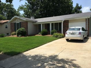 685 Green Forest Dr, Fenton, MO