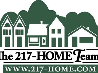 3401 Blackhawk Trl, St Charles, IL