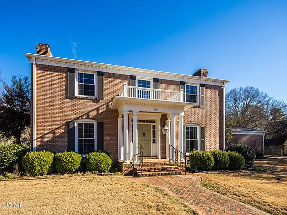 2nd image of 126 Rooks Dr