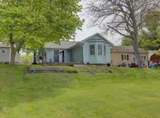 702 Swains Lake Dr, Concord, MI 49237