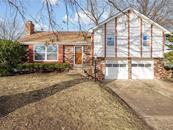 522 Hargis Ln, Belton, MO 64012