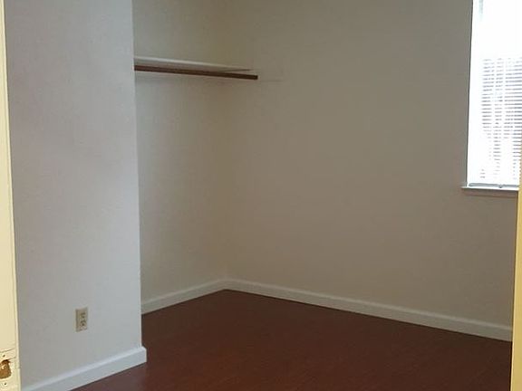 5th image of 4025 Deer Run Way
