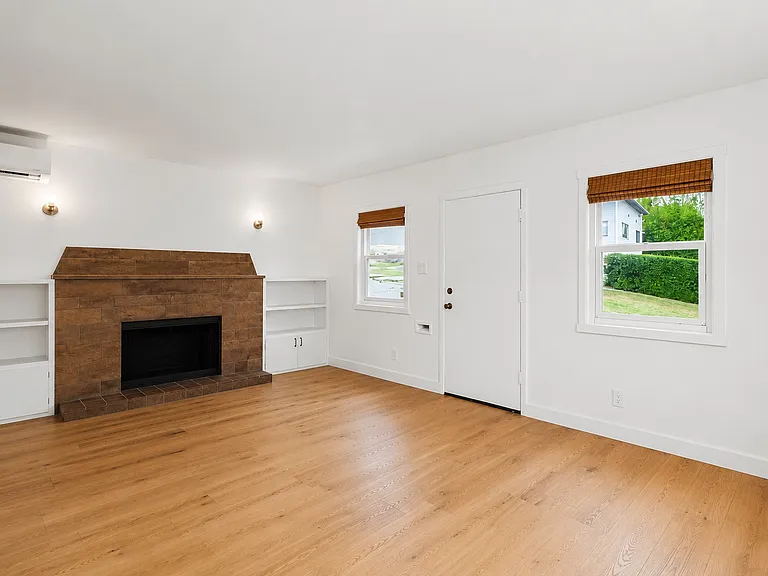 3214 S Shasta Cir S — Photo 4