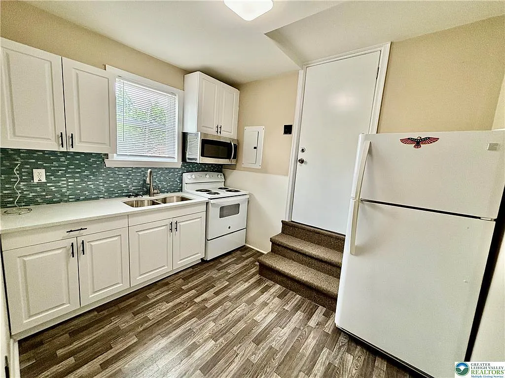 1 bed, 600 sqft, $1,400 — Photo 3