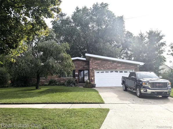 23106 Cunningham Ave, Warren, MI 48091