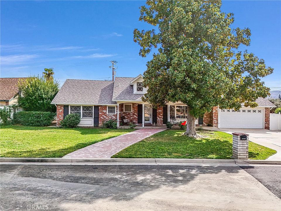 1st image of 26633 Chestnut Dr