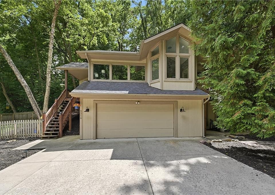 1st image of 5316 NW Bluff Dr