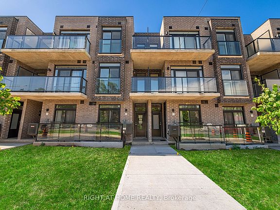 2nd image of 260 Finch Ave E #4