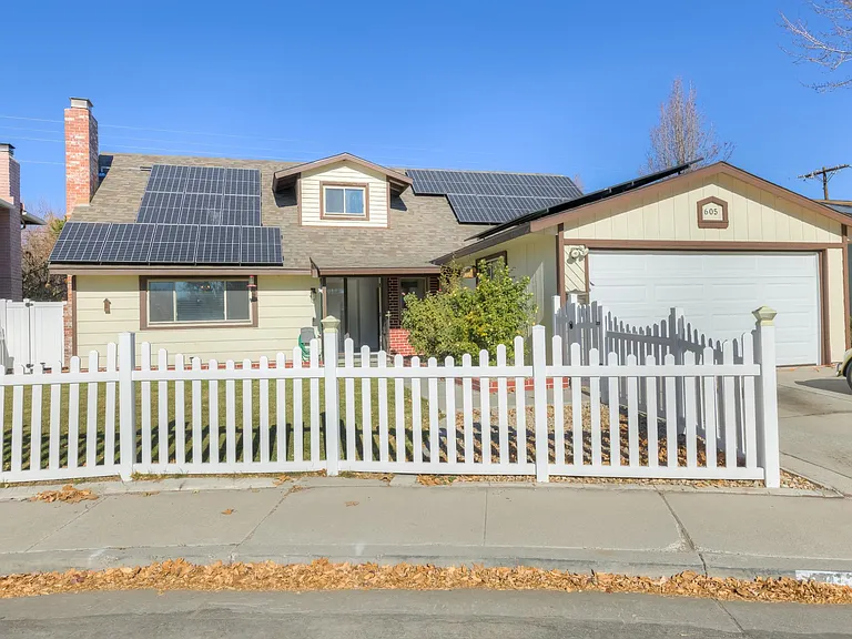 605 Autumn Hills Dr — Photo 38