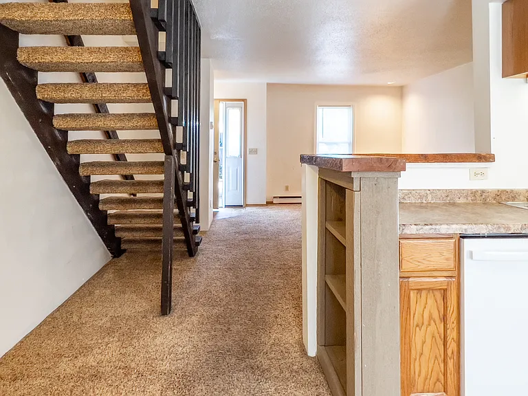 515 White St #1 — Photo 4