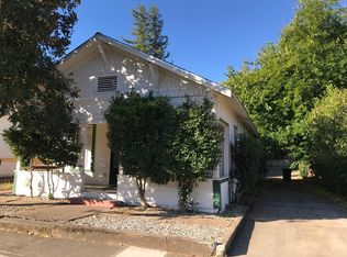 1058 Pine St, Redding, CA 96001