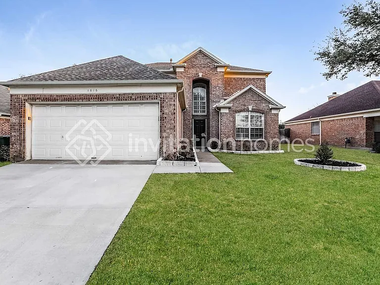 1616 Lansdale Dr — Photo 1