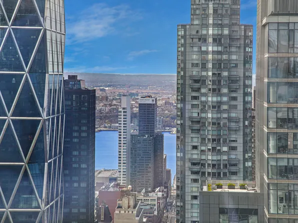 157 West 57th Street image 18 of 27