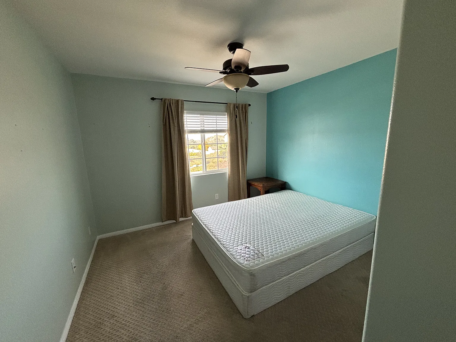 1 bed, 2833 sqft, $890 — Photo 4