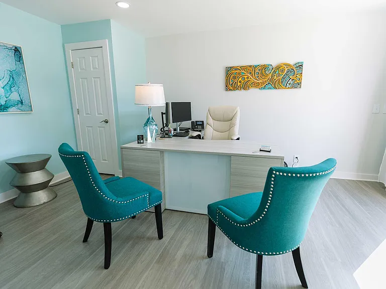 Chase Cove Apartments — Photo 48