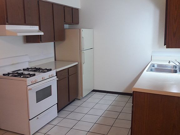 3rd image of 7600 W Donna Ct APT 108