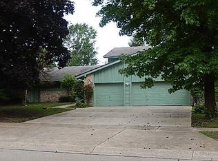 1508 Cambridge Dr, Middletown, OH 45042