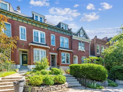 2845 Russell Blvd, Saint Louis, MO, 63104