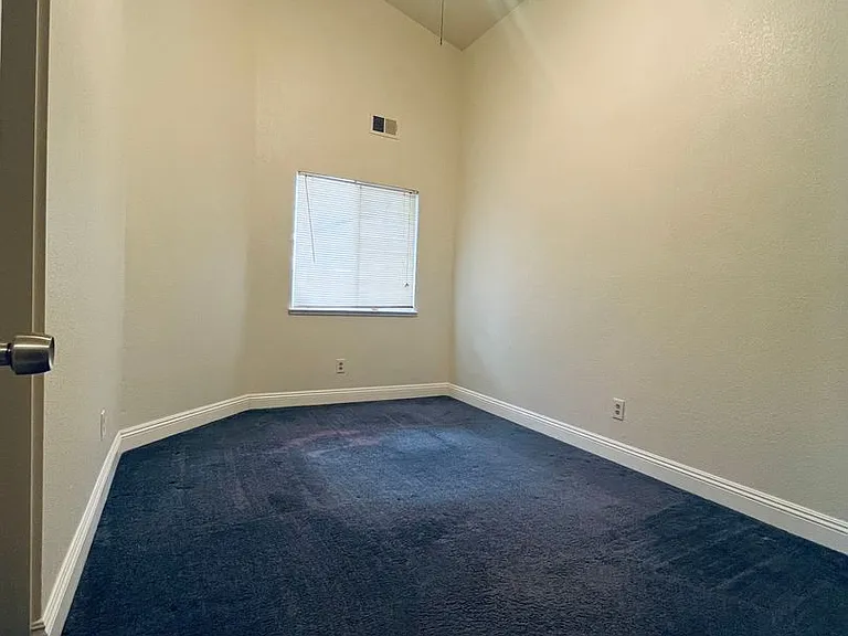 836 Marsh Creek Dr — Photo 35