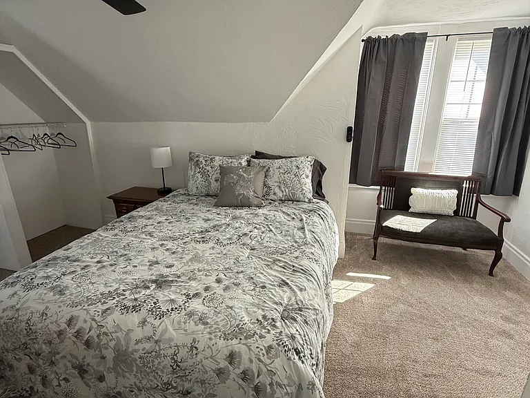 635 Roseland Ave — Photo 20