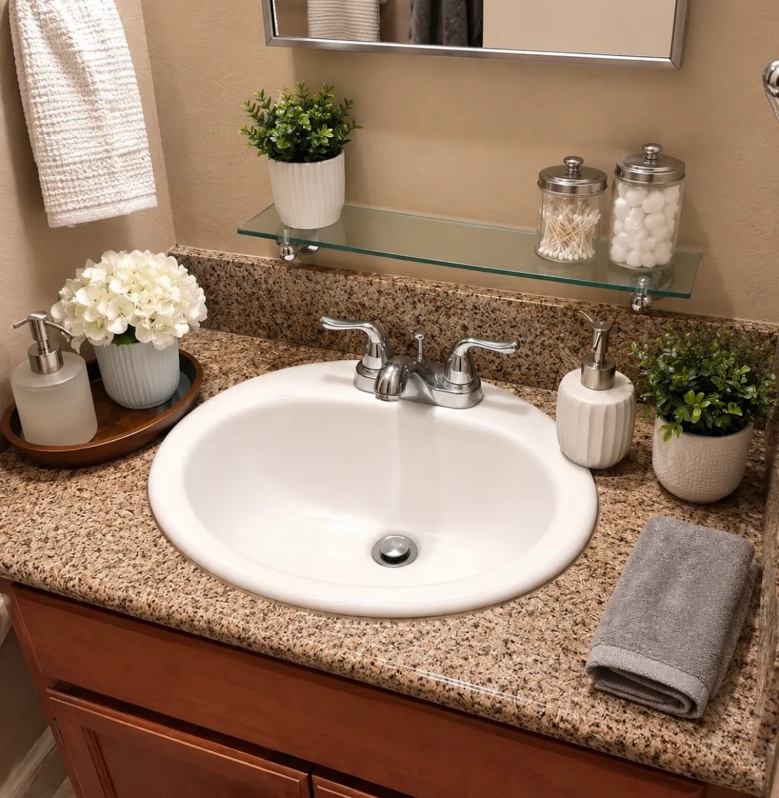 2 bed, 846 sqft, $1,925 — Photo 3