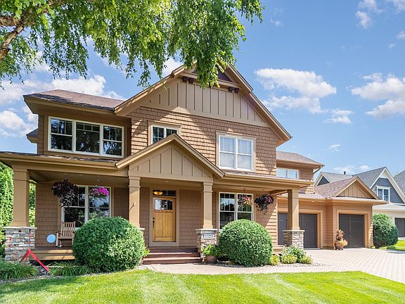 3rd image of 1520 Bridgewater Rd