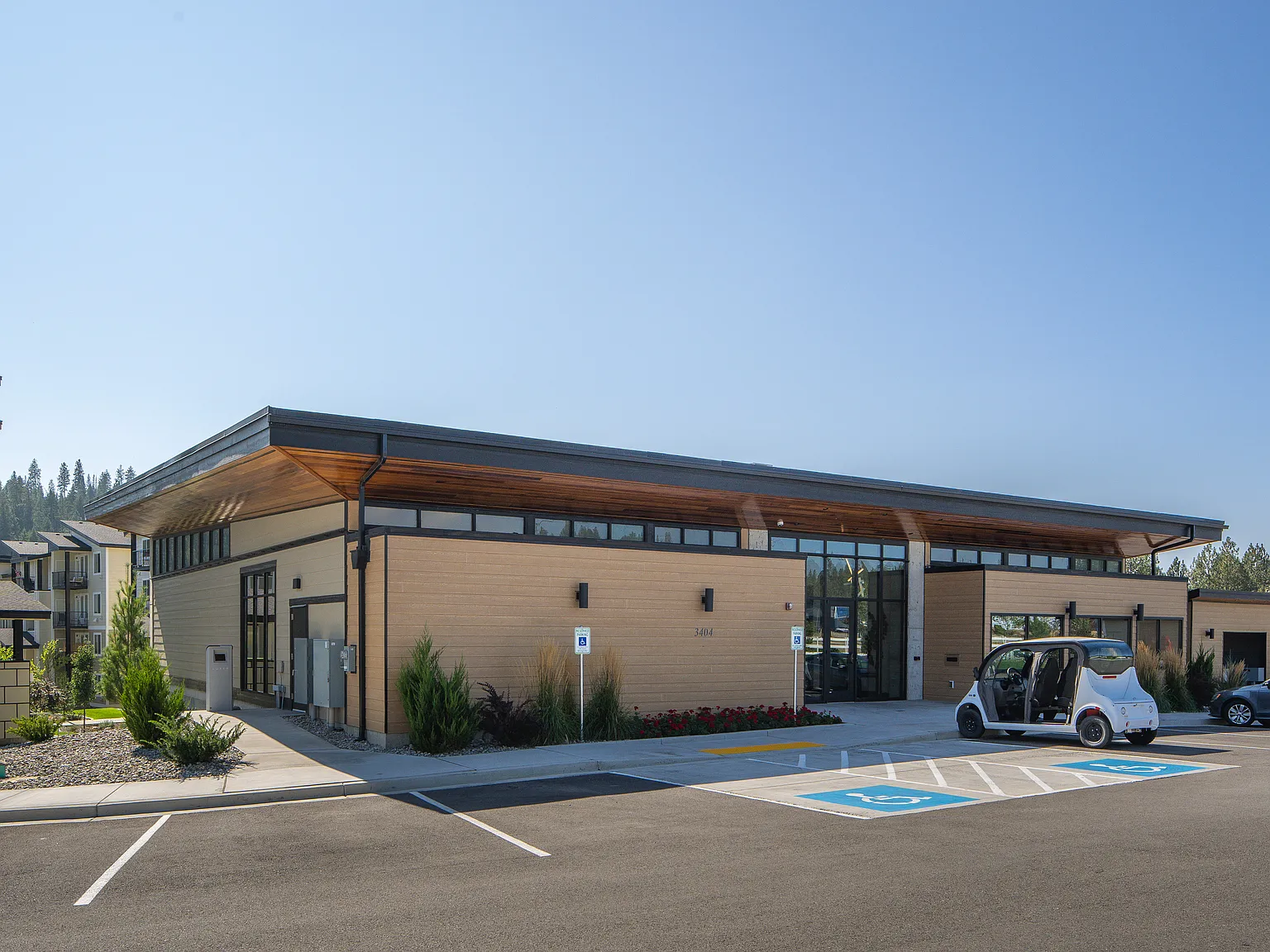 Rivers Edge Apartments — Photo 4
