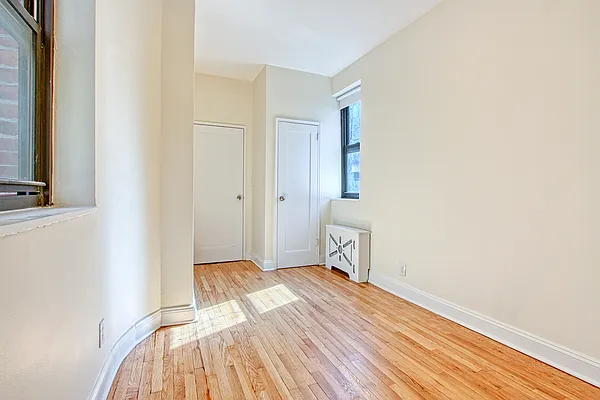 Rented by Douglas Elliman | media 12