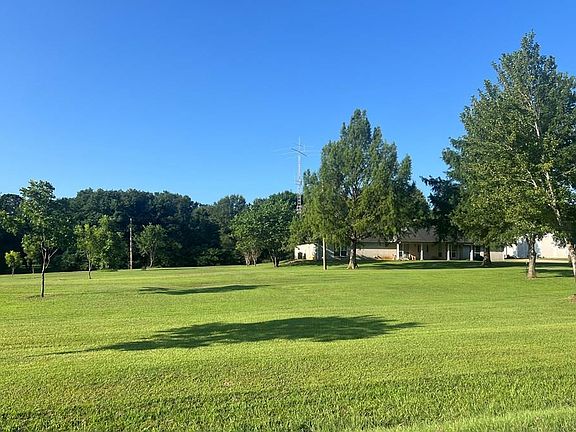 2nd image of 7105 Goldfinch Rd