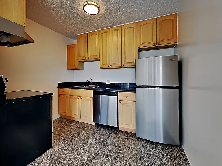 455 Eddy St — Photo 49