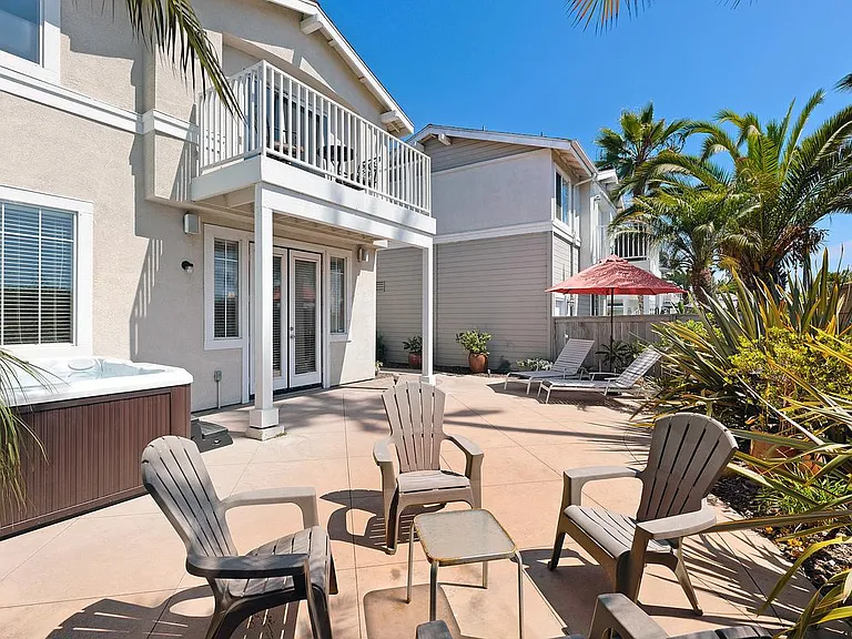 6963 Tradewinds Dr — Photo 36