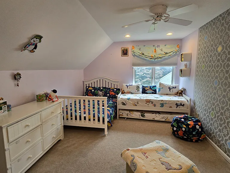 6204 Keystone Way — Photo 9