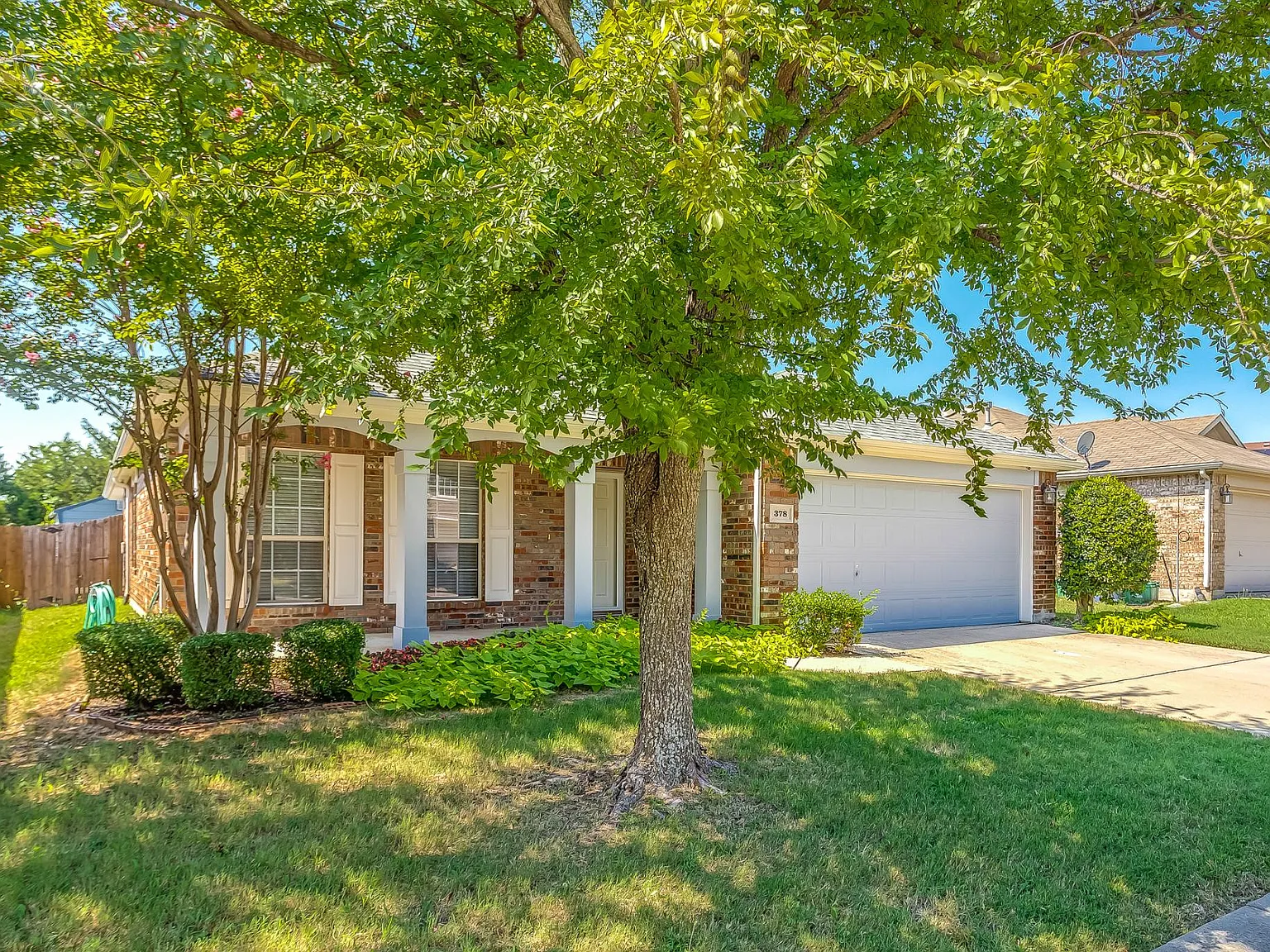 3 bed, 1750 sqft, $2,100 — Photo 2