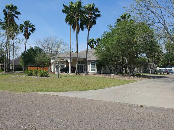 3rd image of 115 N Nueces Park Ln