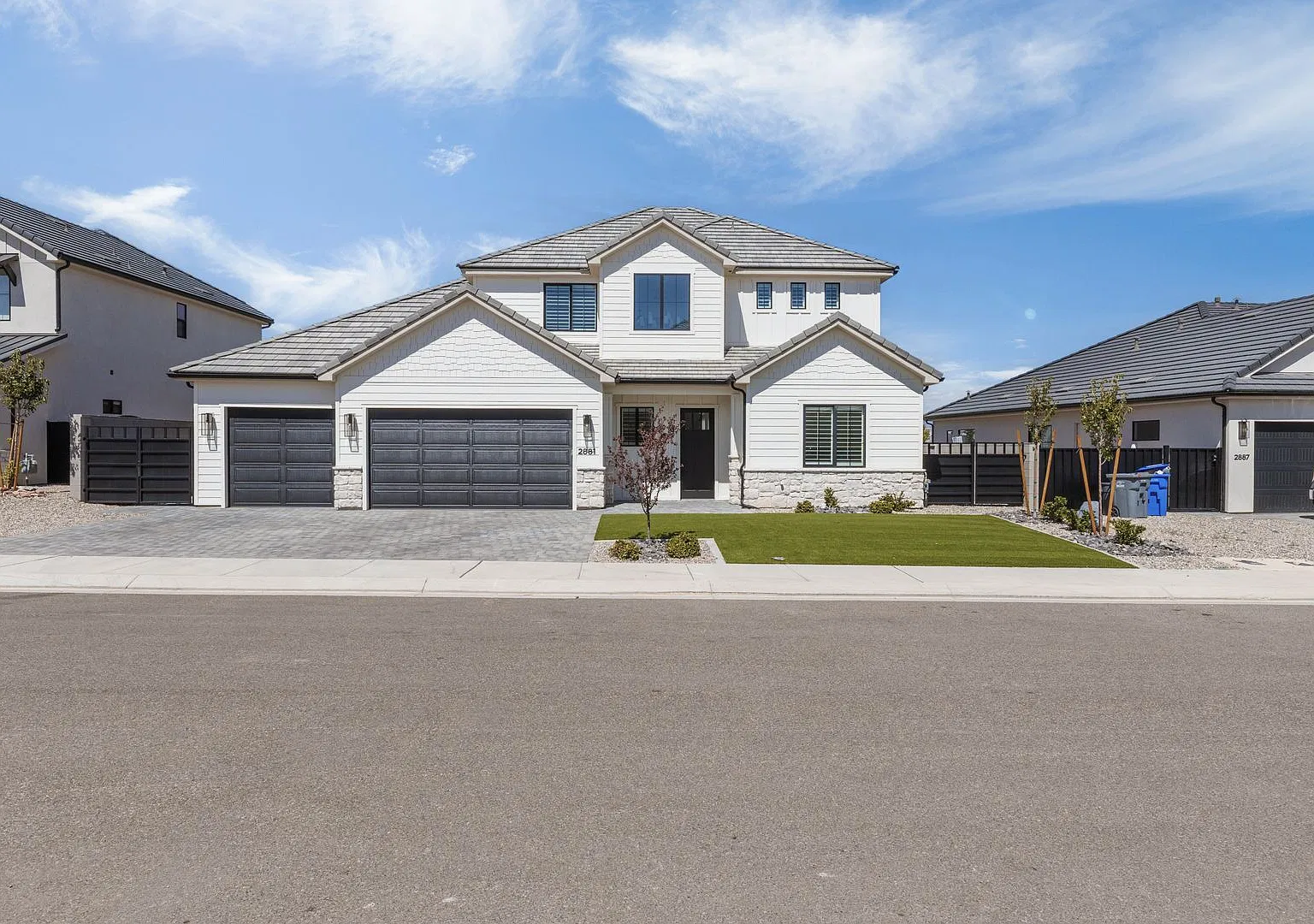 Gorgeous 5 Bed 4 Bath New Trend Construction in Desert Canyons — Photo 1