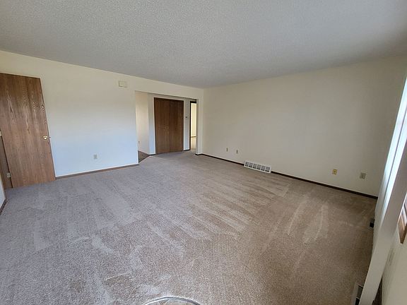 4th image of 6263 Normandy Dr #13