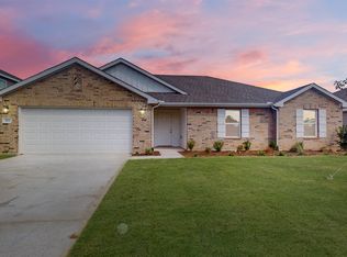 103 Annabelle St, Cleburne, TX 76031