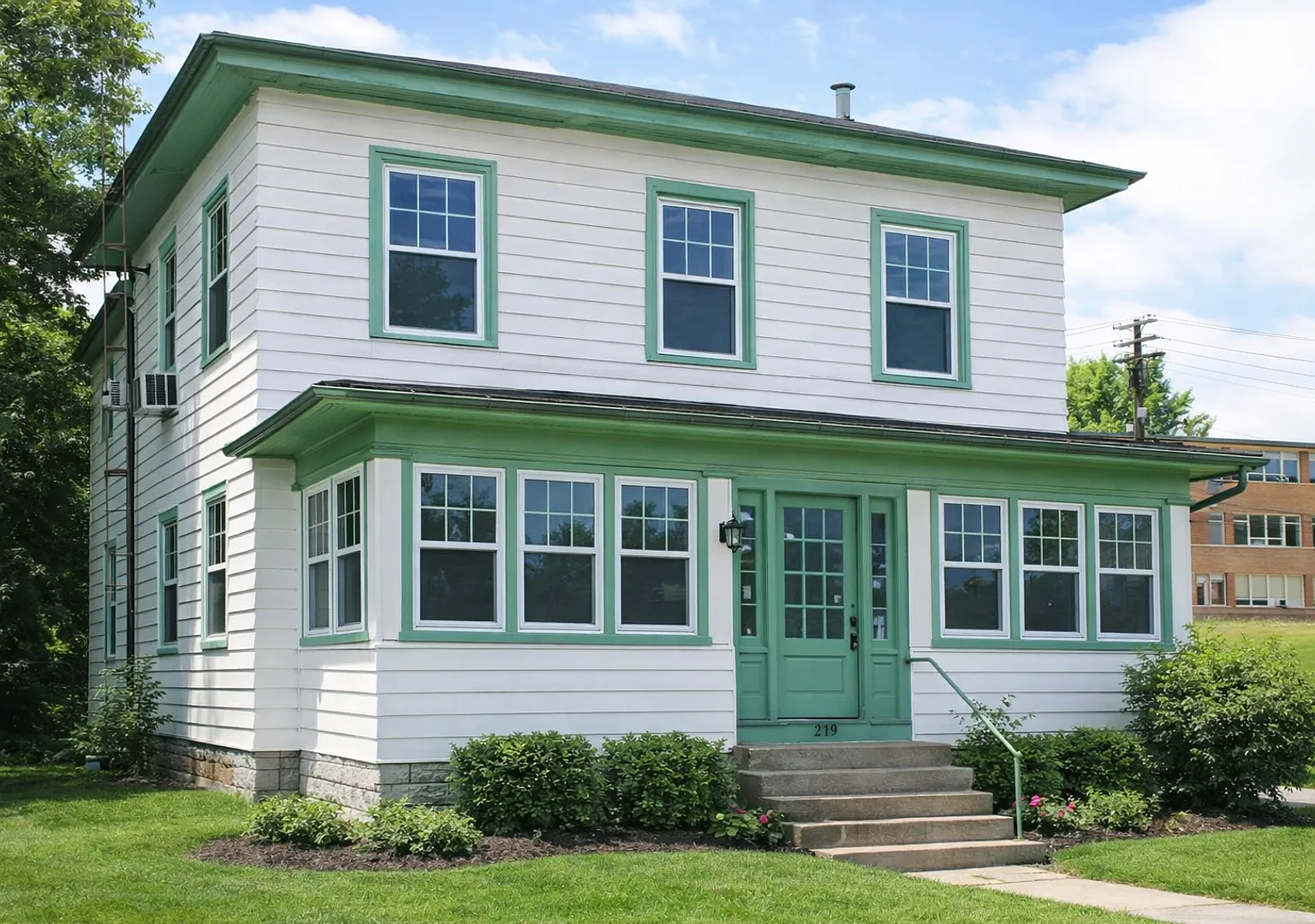 179 W 4th St Mansfield OH 44902 — Photo 1