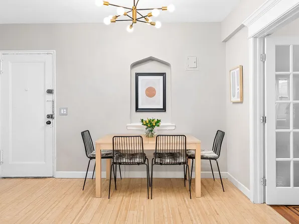 125 Hawthorne St APT 1J, Brooklyn, NY 11225