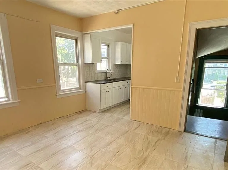 38 Atlantic Ave #2 — Photo 5