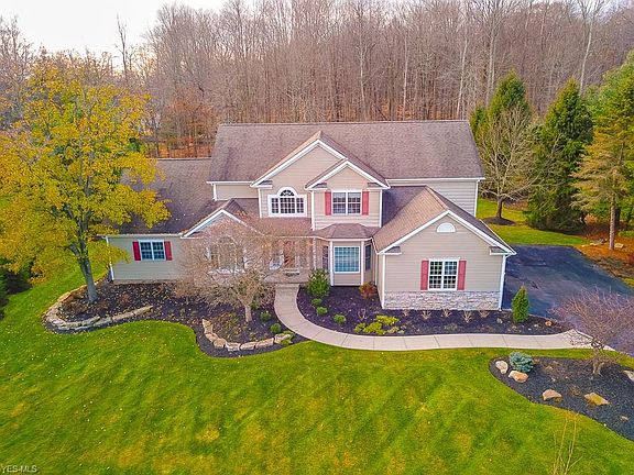 2nd image of 17300 Buckthorn Dr