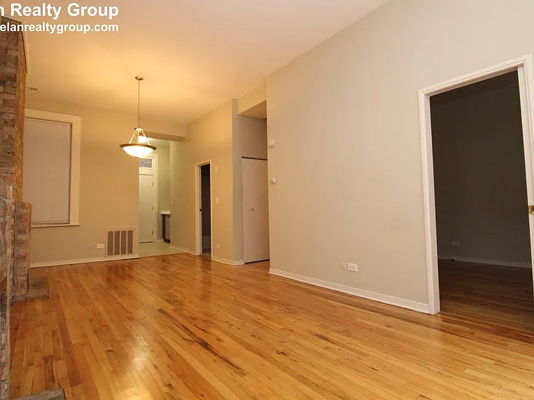 2306 N Clark St #3S — Photo 6