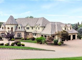 4 Tiffanys Way, Warren, NJ 07059